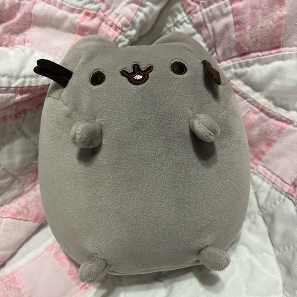 Pusheen - Picture 2 of 6